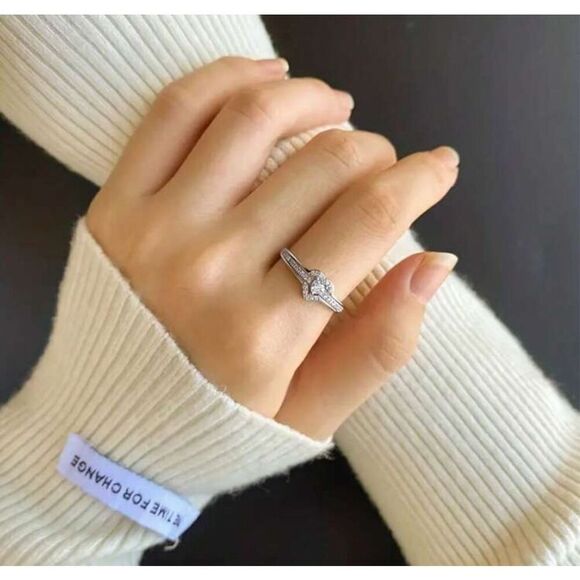 Heart Ring - Picture 2 of 7